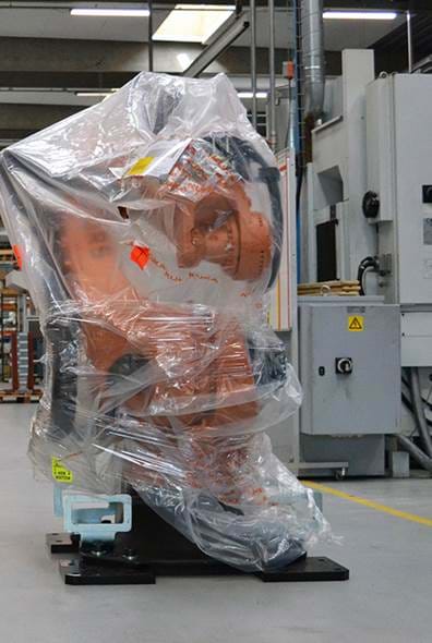 Kuka QRS robot ready for installation at BJ-Gear A/S
