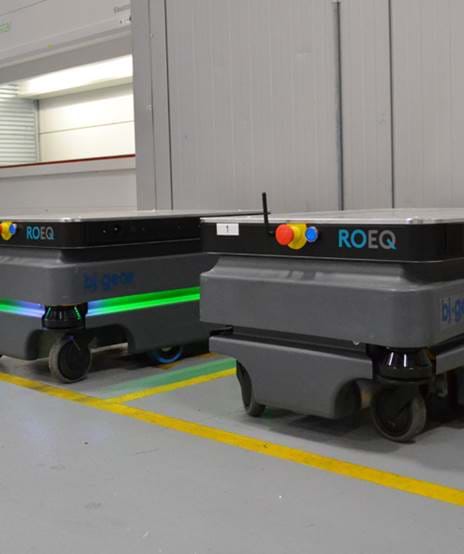 Mobile Industrial Robots MiR charging station spot