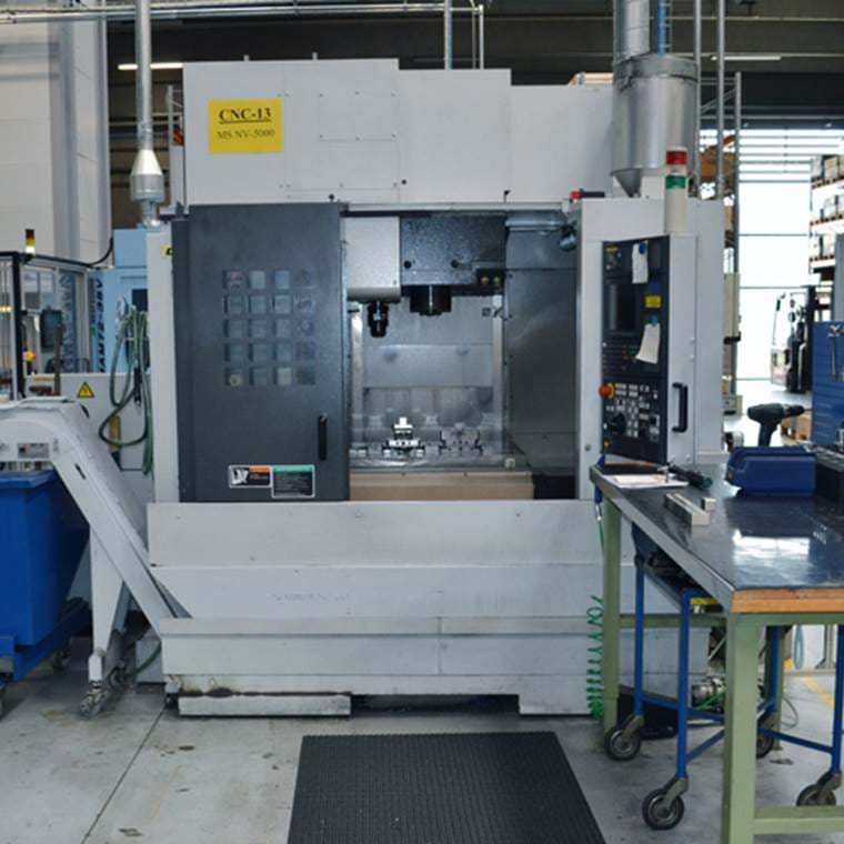 Mori Seiki NV5000 vertical CNC machining centre
